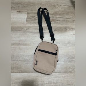 Brixley Crossbody Sling